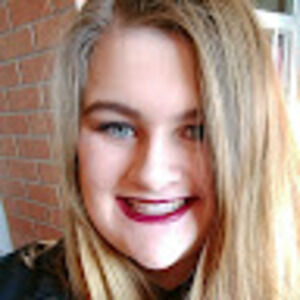 Meet your Posher, Alexandra